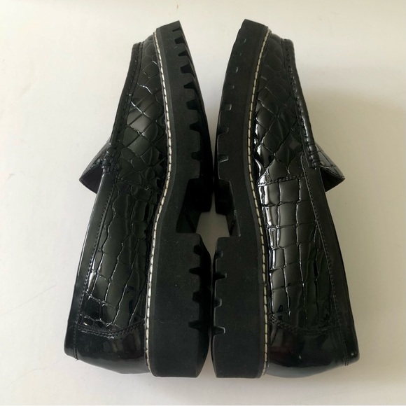 Donald Pliner Hope Loafers Black Patent Leather Croc Embossed Platform Size 8 - Picture 5 of 10